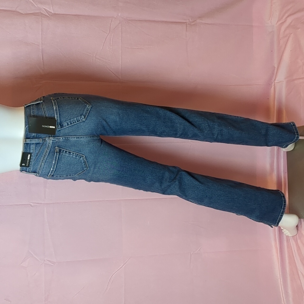 Fashion Nova Killing Em Softly Medium Blue Wash Side Split Jeans size 3 - Picture 4 of 10